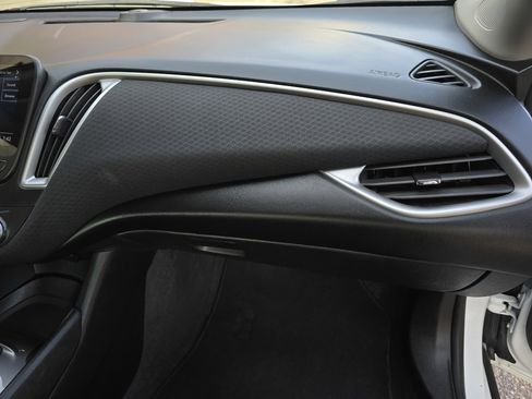 Used 2024 Chevrolet Malibu LS FWD image 18