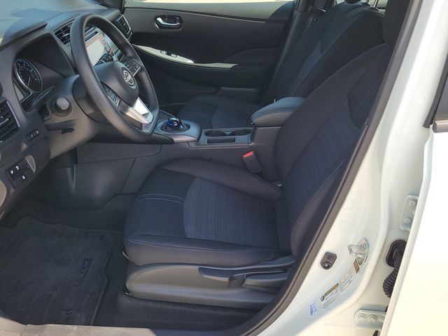 Used 2025 Nissan Leaf S FWD image 6