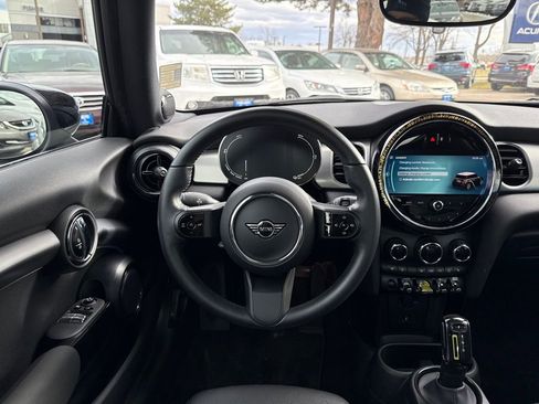 Used 2023 MINI Cooper SE image 2