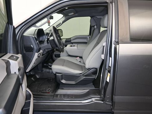Used 2019 Ford F150 XL w/ Equipment Group 101A Mid RWD image 19