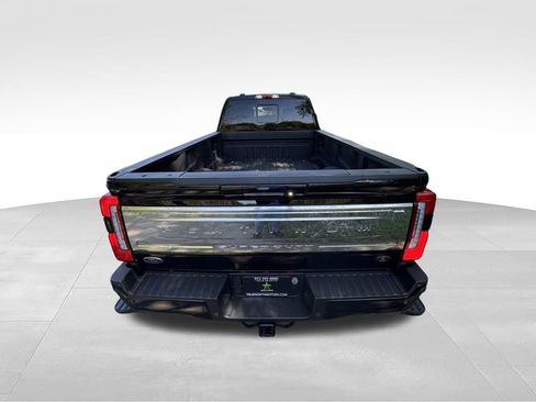 Used 2023 Ford F450 Platinum AWD/4WD image 9