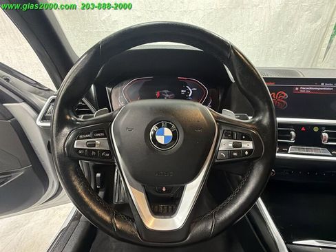 Used 2019 BMW 330i xDrive Sedan w/ Driving Assistance Package AWD/4WD image 4