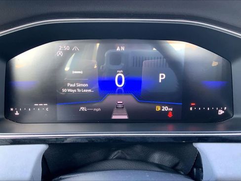 Used 2025 Volkswagen Jetta SE image 25