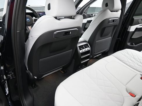 New 2026 BMW X5 xDrive50e AWD/4WD image 29