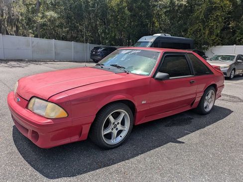 Used 1991 Ford Mustang GT RWD image 10