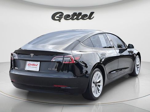 Used 2022 Tesla Model 3 Long Range image 3