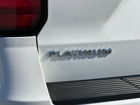 Used 2021 Ford Expedition Platinum AWD/4WD image 29