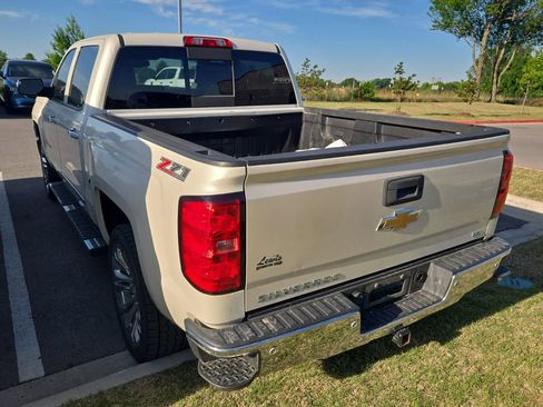 Used 2014 Chevrolet Silverado 1500 LTZ Z71 w/ LTZ Plus Package AWD/4WD image 2