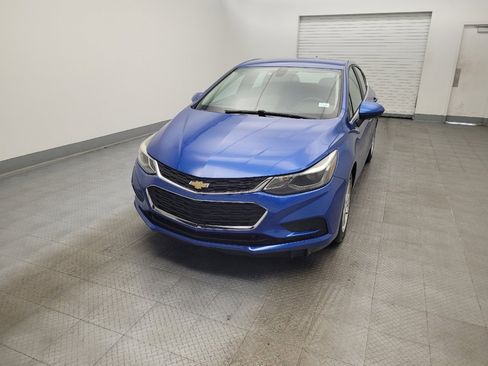 Used 2017 Chevrolet Cruze LT w/ Convenience Package image 15