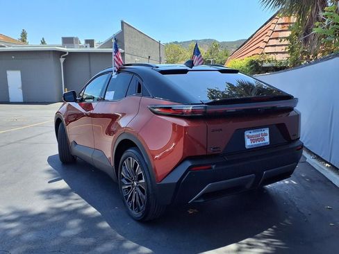 New 2026 Toyota C-HR AWD/4WD image 5