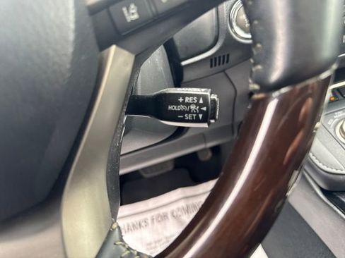 Used 2017 Lexus ES 350 350 w/ Navigation System Package image 35