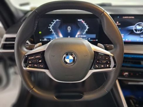 Used 2025 BMW 330i Sedan w/ Convenience Package RWD image 19