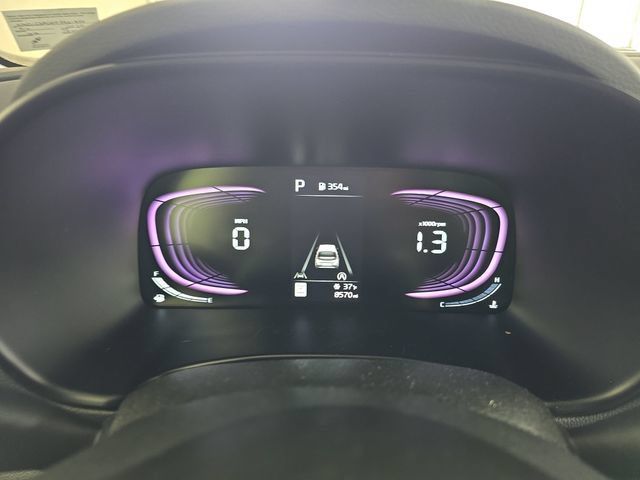 Used 2025 Kia Soul LX FWD image 17