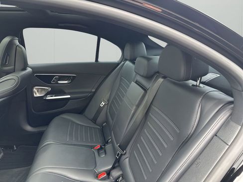 Used 2024 Mercedes-Benz C 300 Sedan image 18