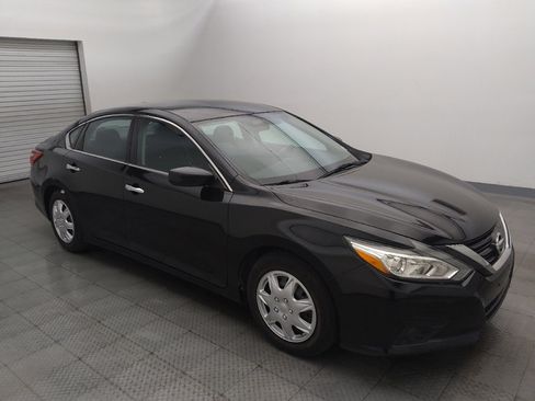 Used 2017 Nissan Altima 2.5 SV FWD image 11