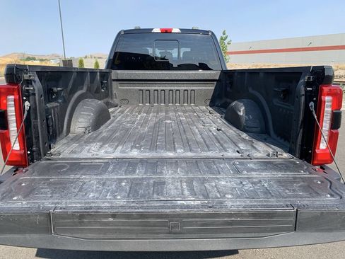 Used 2023 Ford F350 Lariat w/ Lariat Ultimate Package AWD/4WD image 14