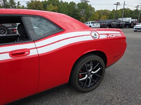 Used 2010 Dodge Challenger R/T image 74