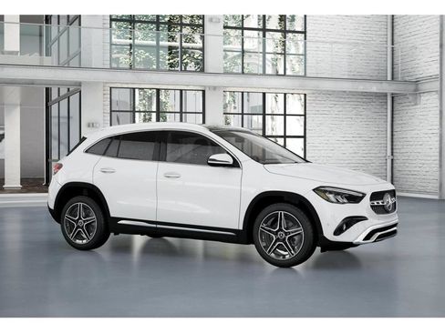 New 2026 Mercedes-Benz GLA 250 4MATIC image 13