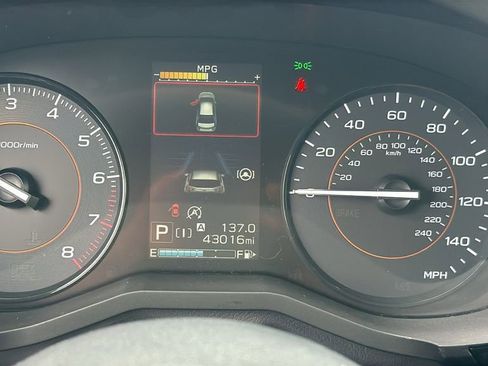Certified 2021 Subaru Crosstrek 2.0i AWD/4WD image 23