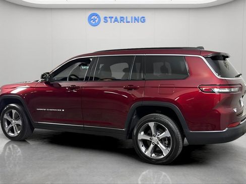 Used 2025 Jeep Grand Cherokee L Limited w/ Luxury Tech Group II image 4