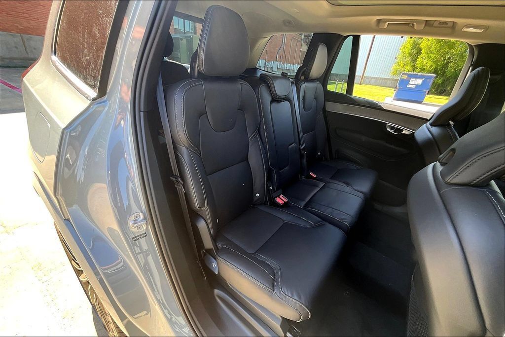 New 2026 Volvo XC90 B5 Ultra w/ Protection Package Premier AWD/4WD image 10