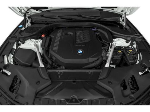 Used 2022 BMW 540i w/ M Sport Package RWD image 15