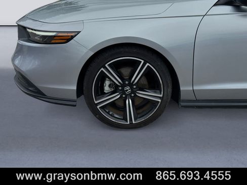 Used 2024 Honda Accord Sport image 9