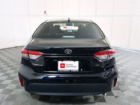Certified 2024 Toyota Corolla LE FWD image 4