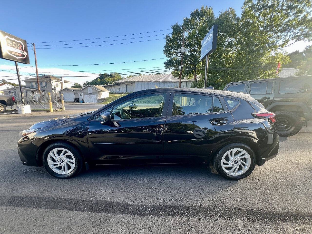 Used 2024 Subaru Impreza 2.0i AWD/4WD image 2