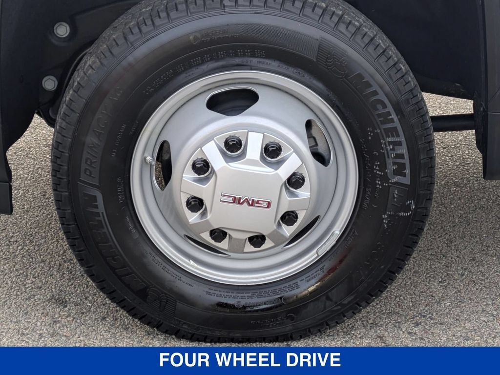 New 2025 GMC Sierra 3500 Pro w/ Convenience Package AWD/4WD image 10