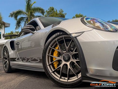 Used 2019 Porsche 911 GT3 RS w/ Weissach Package RWD image 70