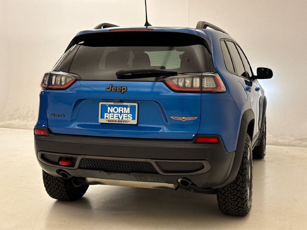 Used 2020 Jeep Grand Cherokee Altitude AWD/4WD image 9