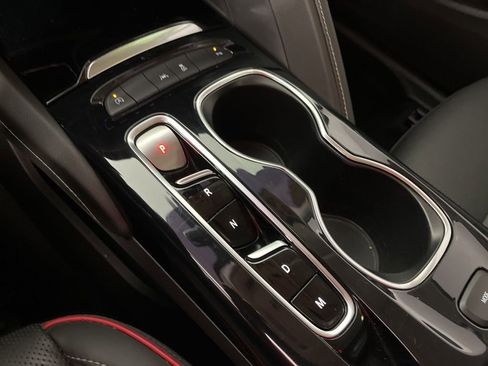 Used 2022 Buick Envision Essence w/ Sport Touring Package image 32