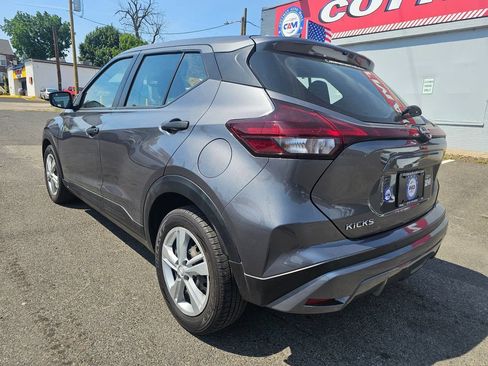 Used 2024 Nissan Kicks S FWD image 7