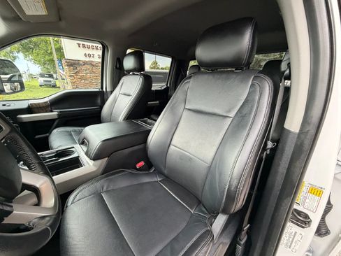Used 2017 Ford F350 Lariat w/ Tow Technology Bundle AWD/4WD image 10