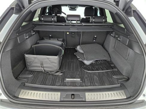 New 2026 Land Rover Range Rover Velar Dynamic SE image 14