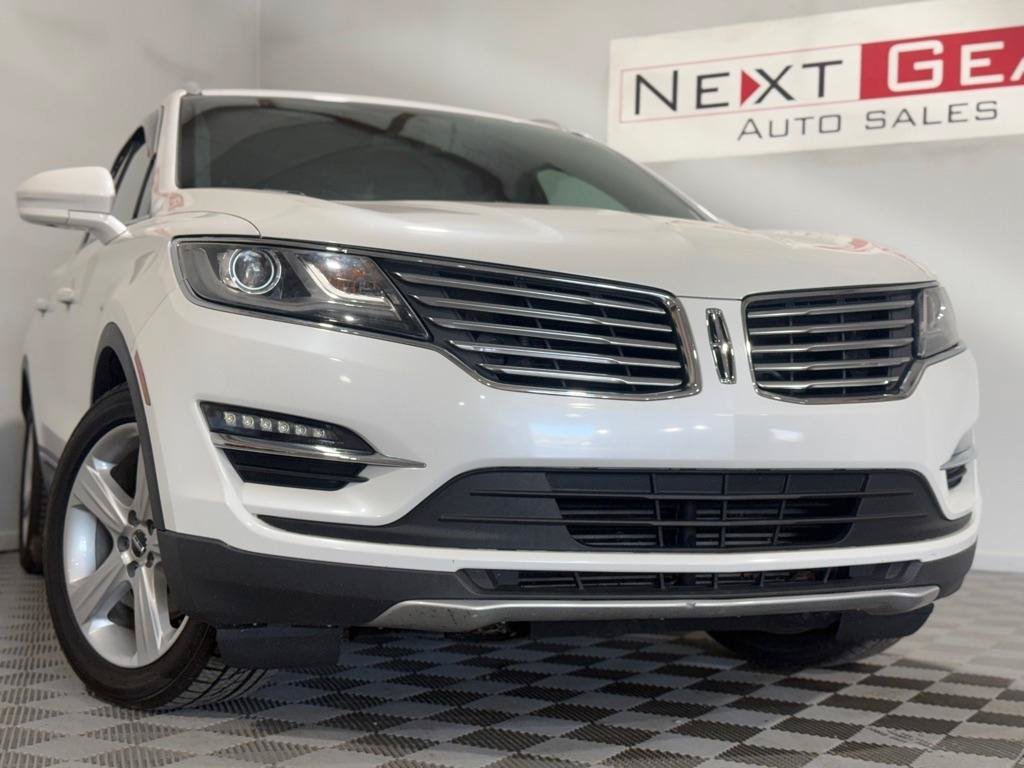 Used 2017 Lincoln MKC Premiere FWD image 3