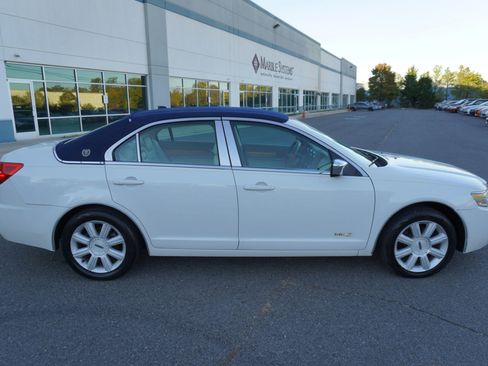 Used 2008 Lincoln MKZ image 8