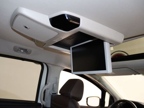 Used 2025 Honda Odyssey Touring image 19
