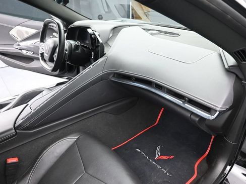 Used 2020 Chevrolet Corvette Stingray Preferred Conv w/ 2LT Preferred Equipment Group RWD image 23
