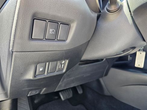 Used 2021 Toyota C-HR LE FWD image 21