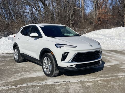 Certified 2026 Buick Encore GX Preferred w/ Comfort Package image 1