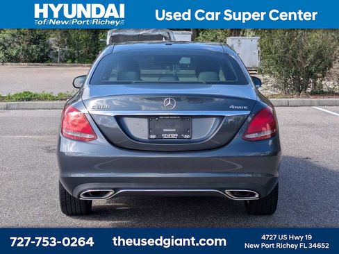Used 2016 Mercedes-Benz C 300 4MATIC Sedan w/ Multimedia Package image 4