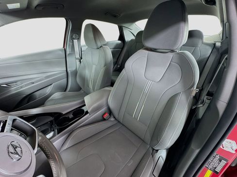 Certified 2023 Hyundai Elantra SEL w/ Convenience Package image 22