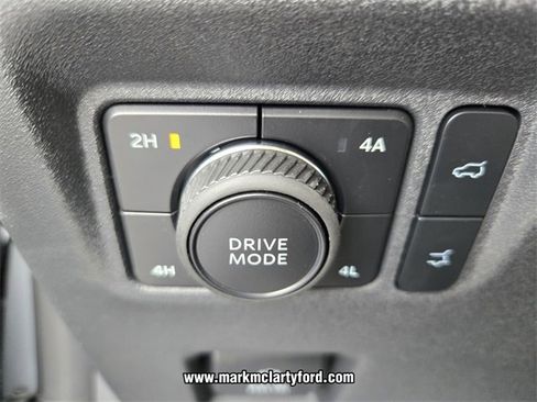 New 2026 Ford Expedition Platinum w/ Driver's Package image 22