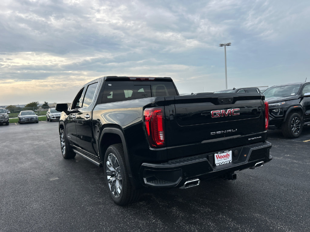 New 2026 GMC Sierra 1500 Denali w/ Denali Reserve Package AWD/4WD image 10