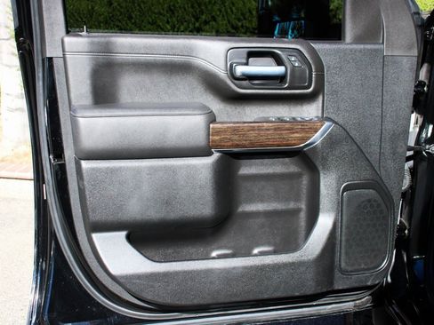 Used 2021 GMC Sierra 3500 SLE w/ SLE Value Package image 13