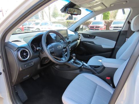 Used 2023 Hyundai Kona SEL w/ Cargo Package image 2