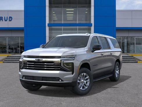 New 2026 Chevrolet Suburban LT w/ Comfort Package image 6