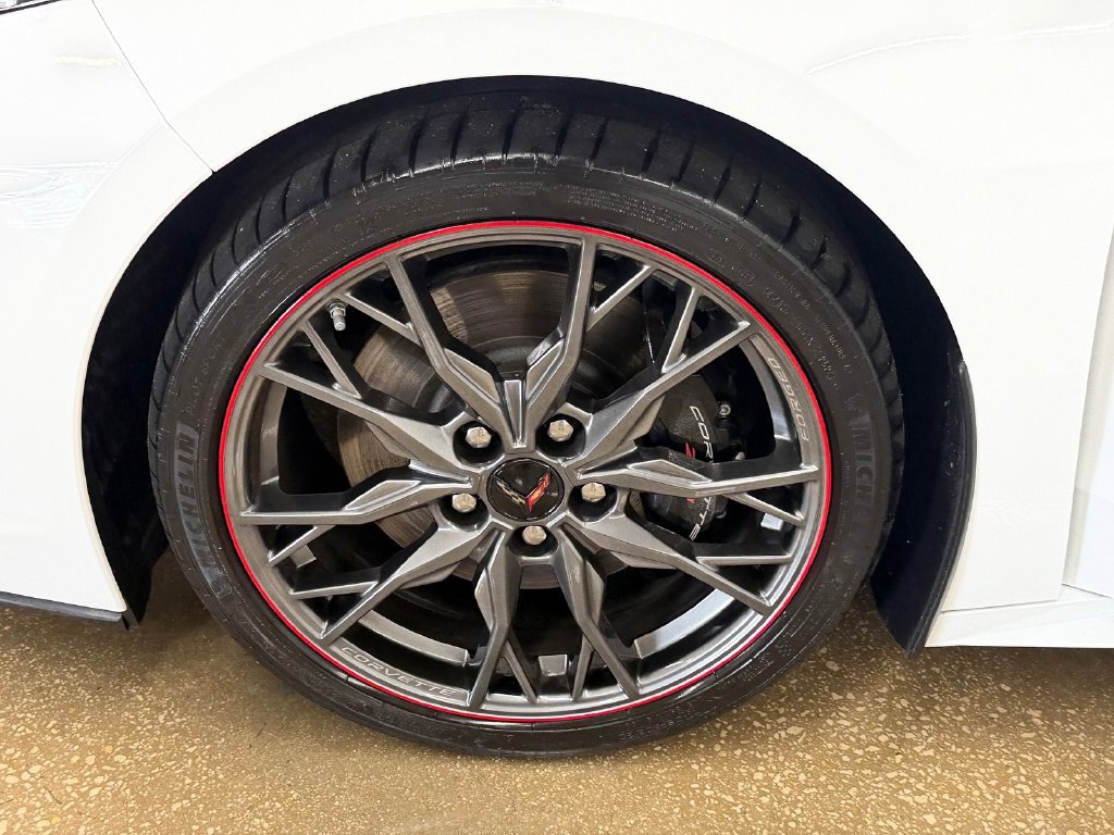 Used 2024 Chevrolet Corvette Stingray Preferred Conv w/ Z51 Performance Package RWD image 16